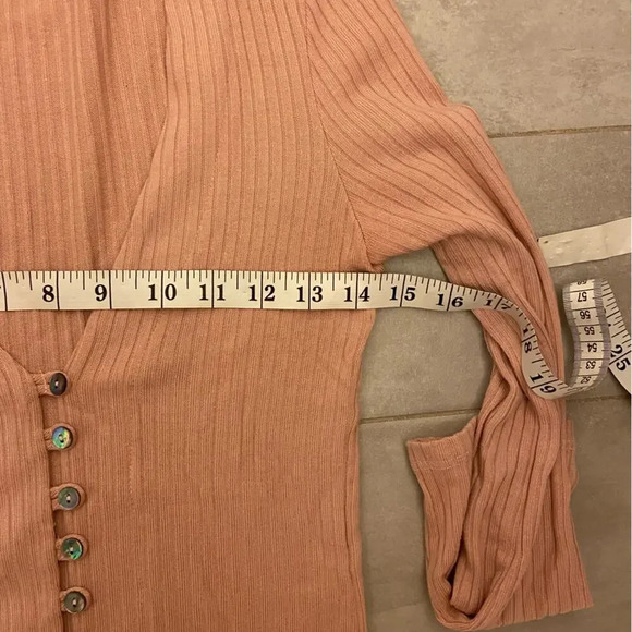 Reformation Pink Long Sleeve Top - Picture 7 of 7